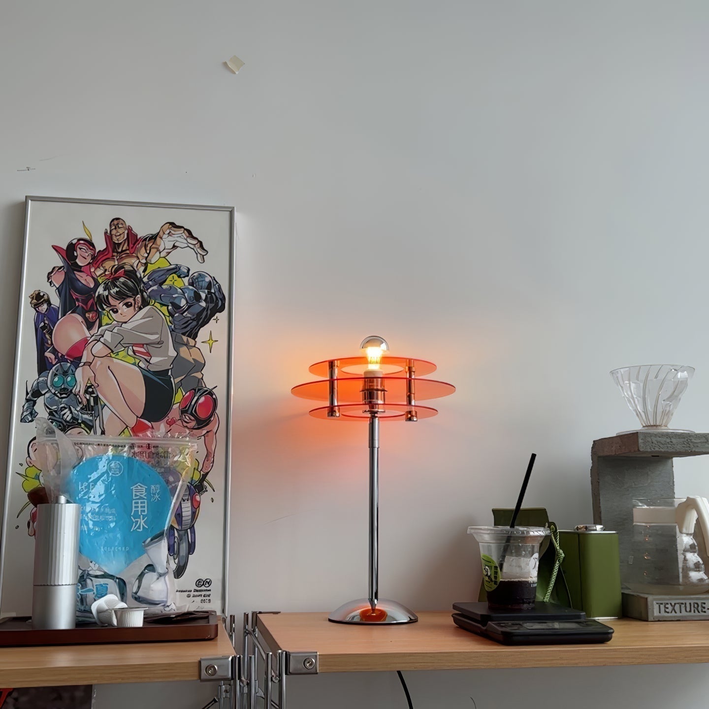 MirroredStyle - Geometrisk UFO Bordlampe