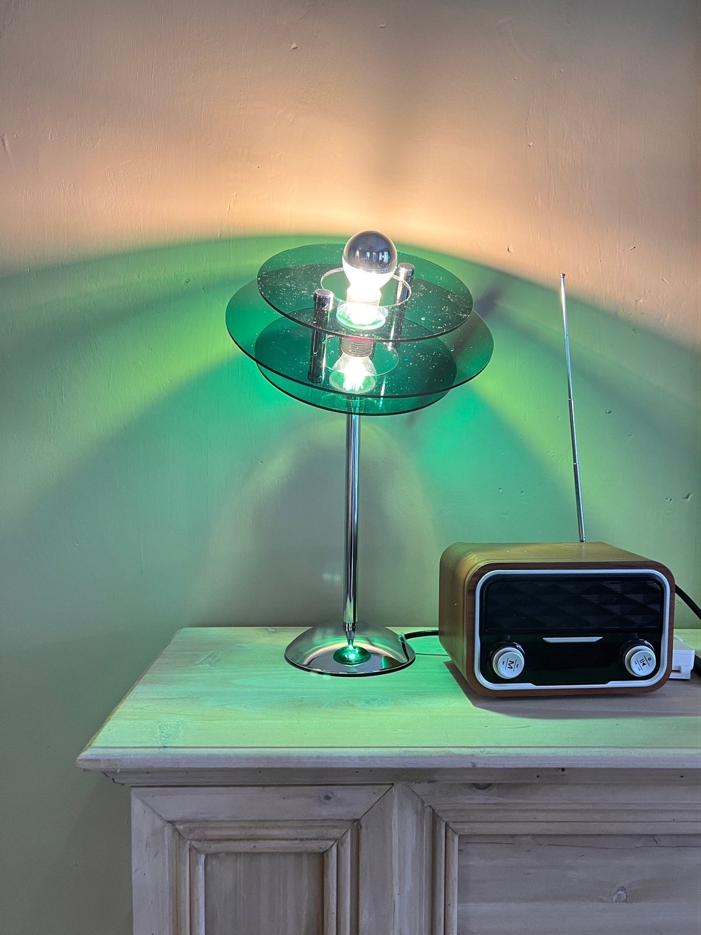MirroredStyle - Geometrisk UFO Bordlampe