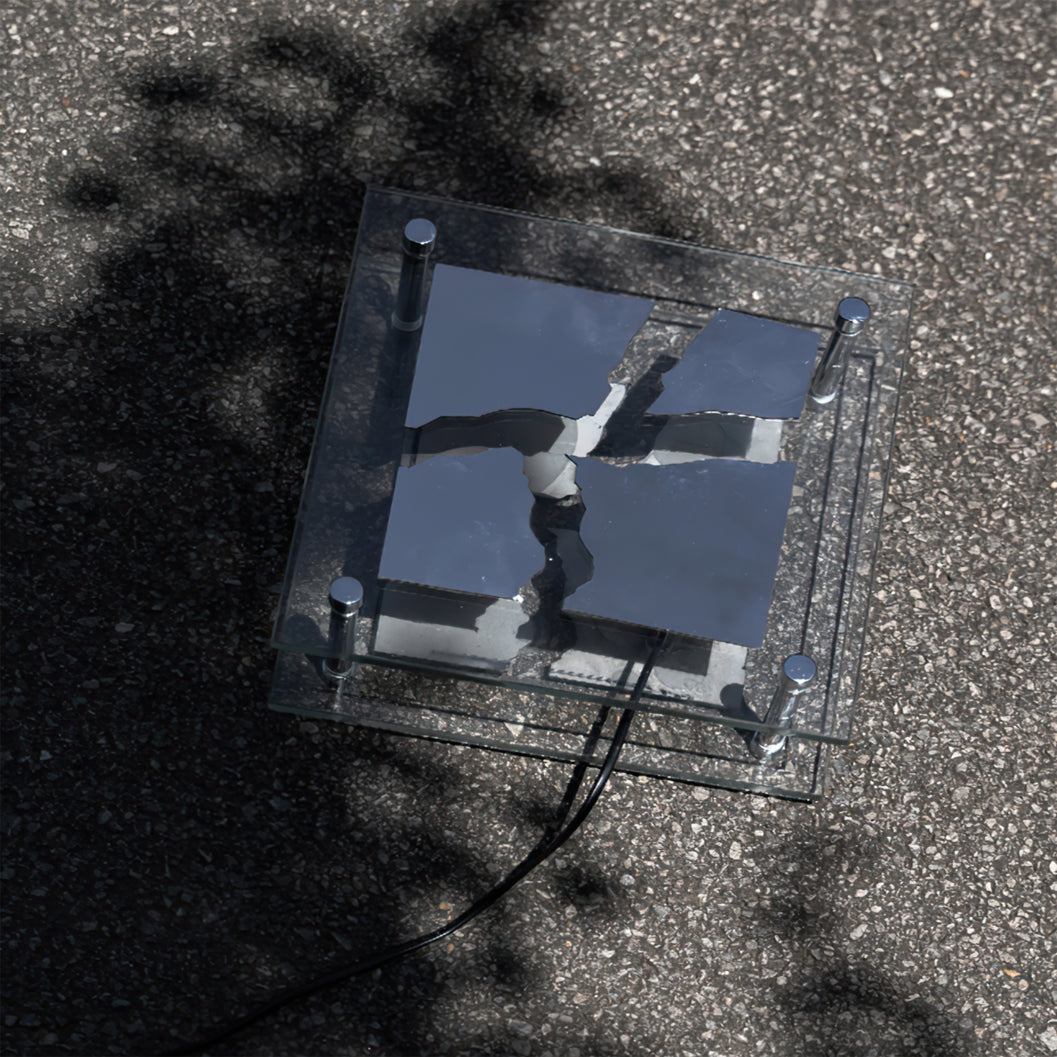 GlowFrame – Elegant firkantet glasbordlampe