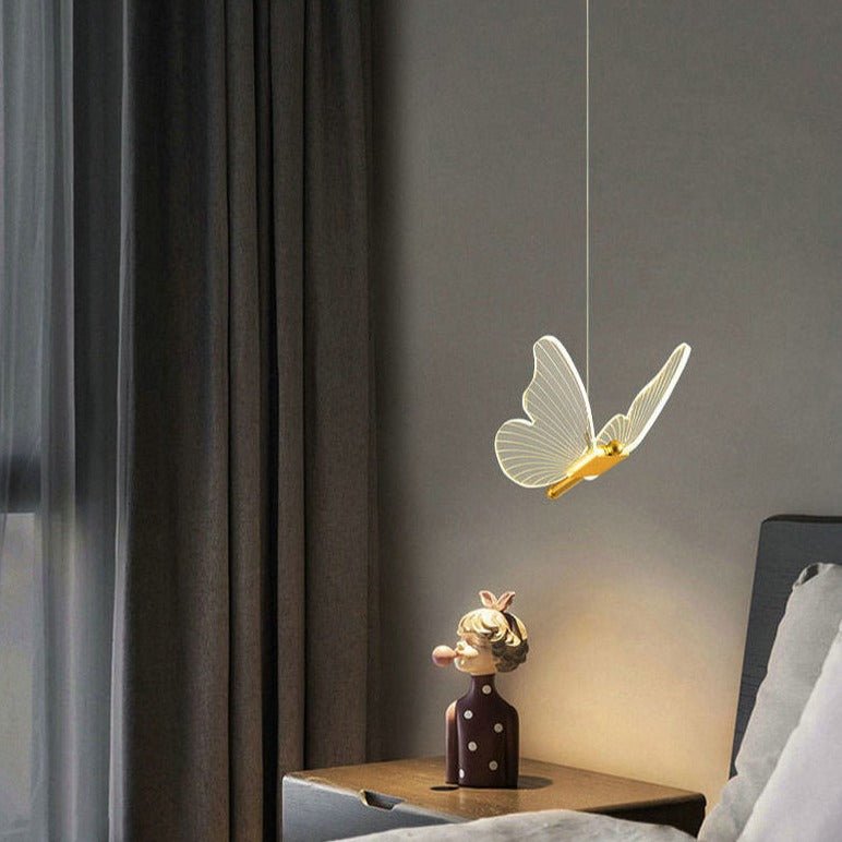 LuxeFarfalla - LED Pendant Light with Butterfly Wings