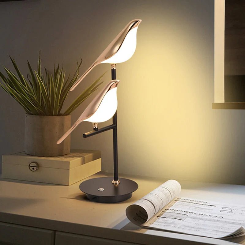 WingLight | LED-Tischlampe im Vogelstil