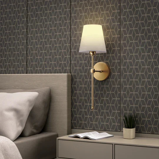 RoyalGlow - Trådløs Væglampe med Luksuriøst Design