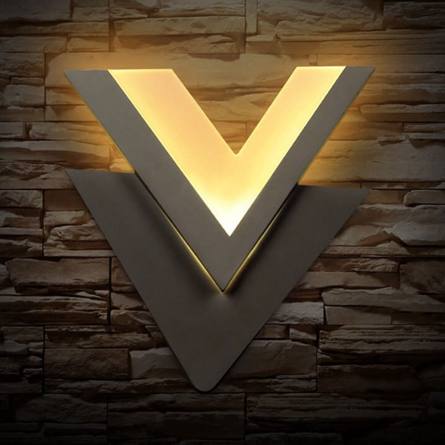VGlow - Lampe murale LED avec forme en V créative