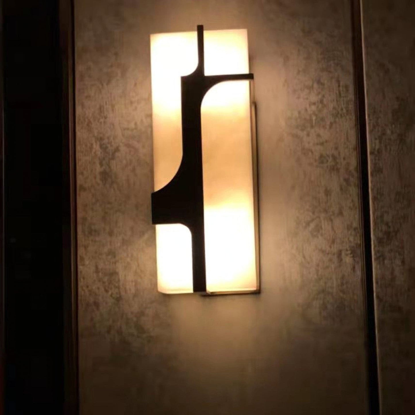 OpalGlow - Marmor Art Deco Wandleuchte