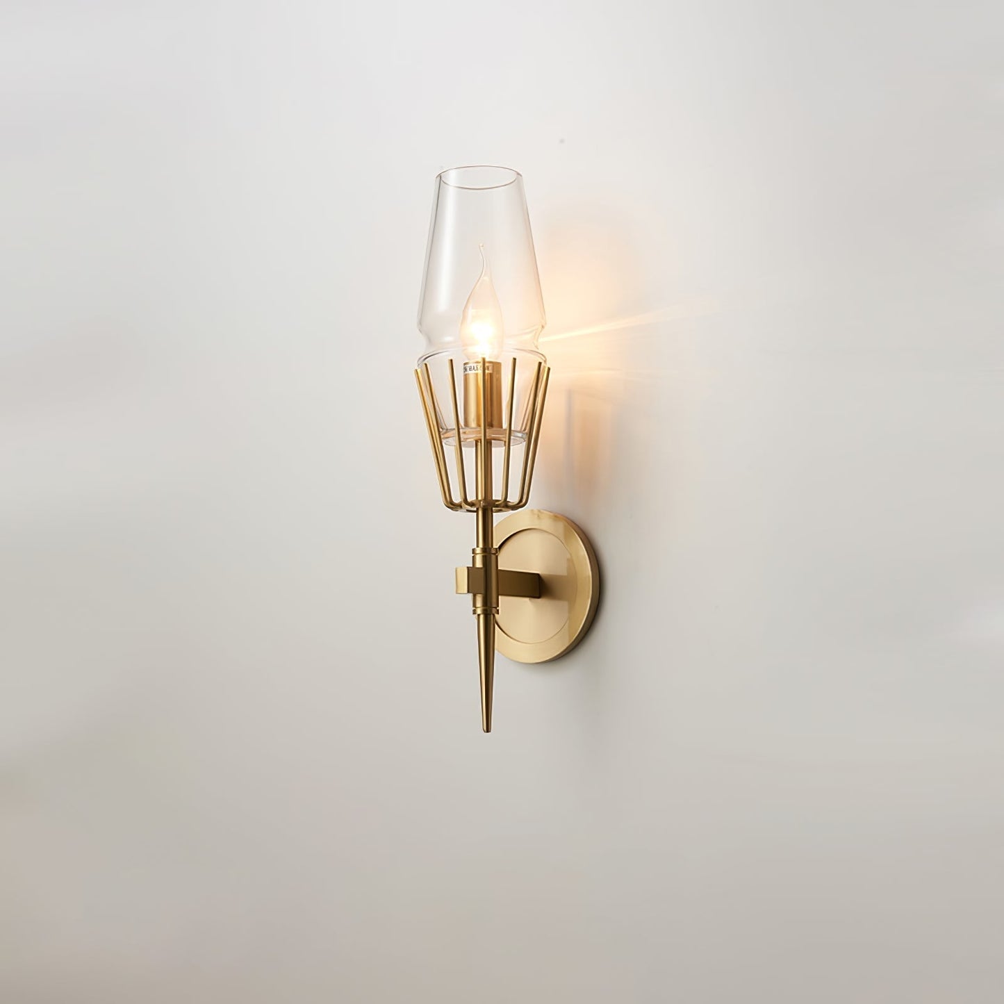 GoldLight - Elegant væglampe med sorte og gyldne accenter