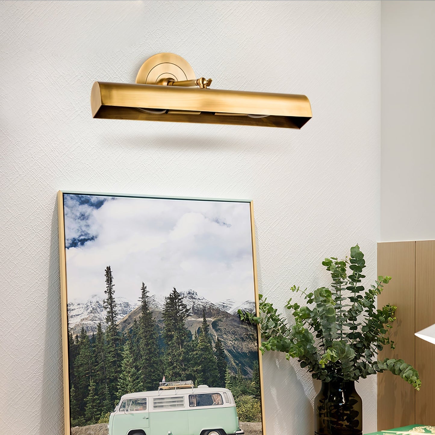 ShineLite - Luksus Guld Væglampe til Tidløst Design