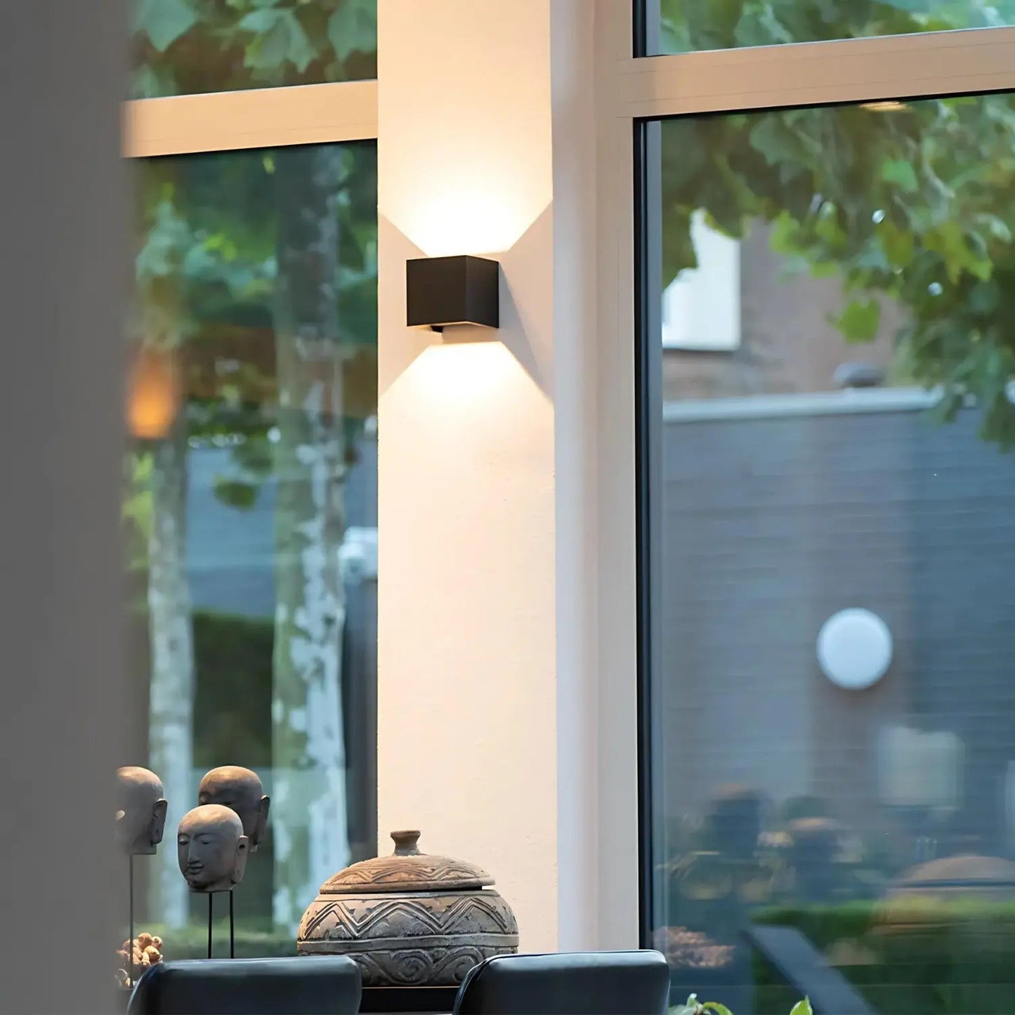 AuraLuxe - Hana vegglampe design