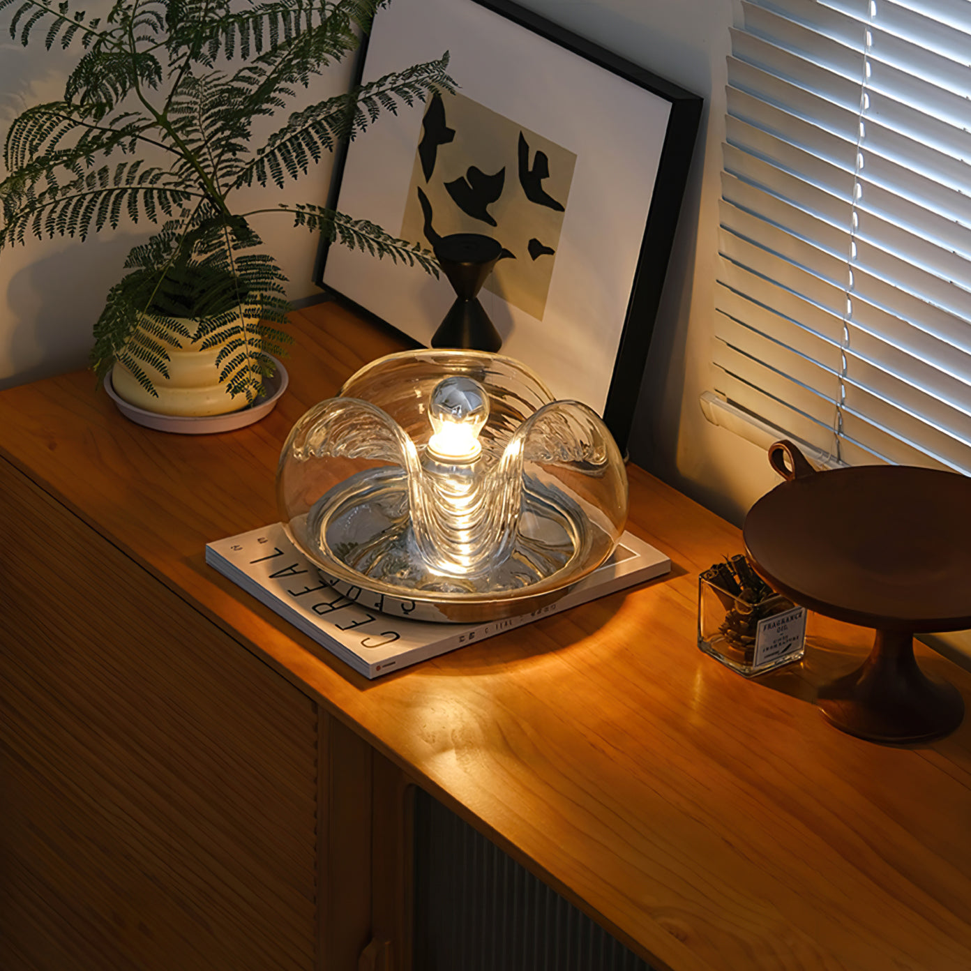 KochGlow - Tafellamp met Wapperende Golven en Stijlvolle Verlichting