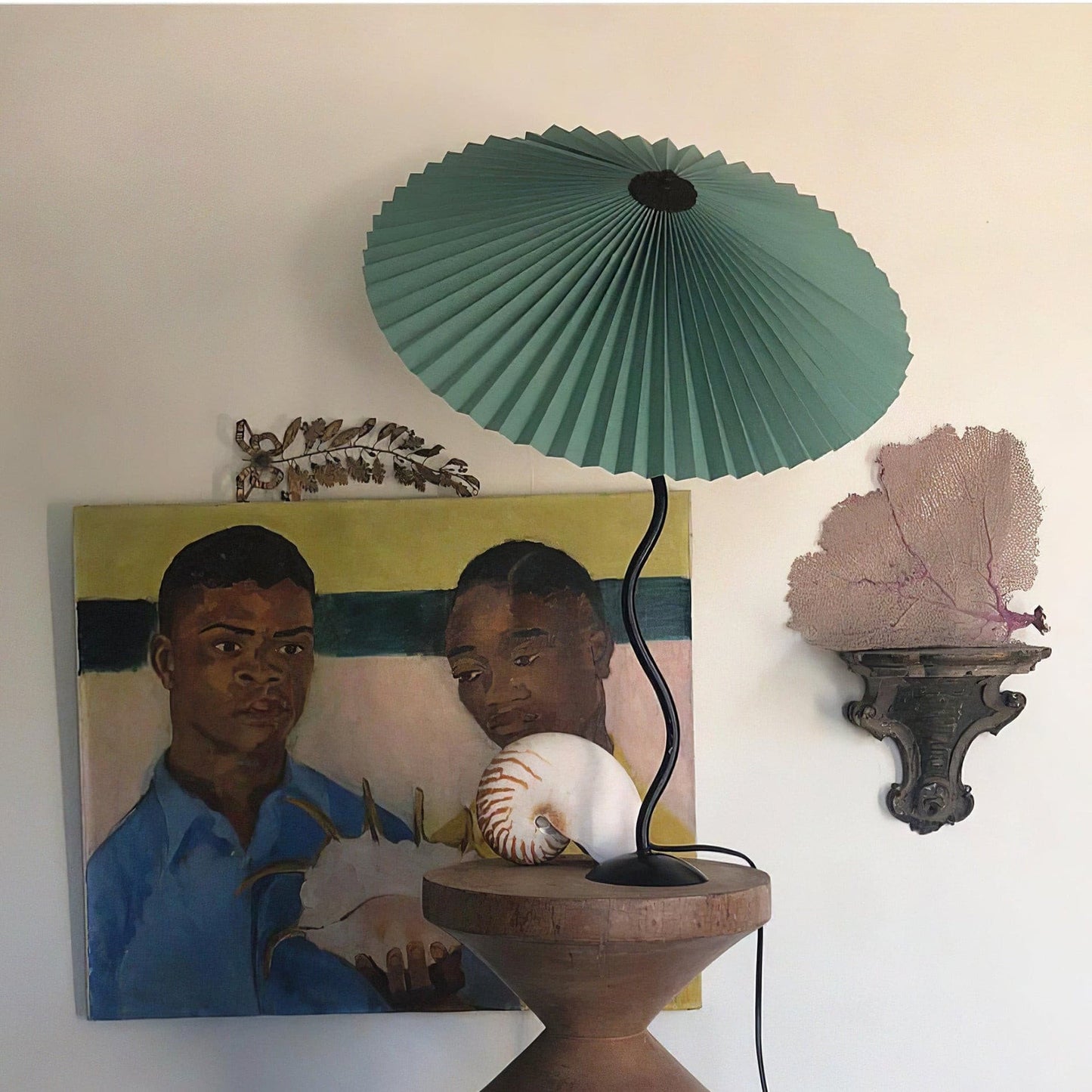 PlooiLicht - Elegant Table Lamp with Playfully Pleated Shade