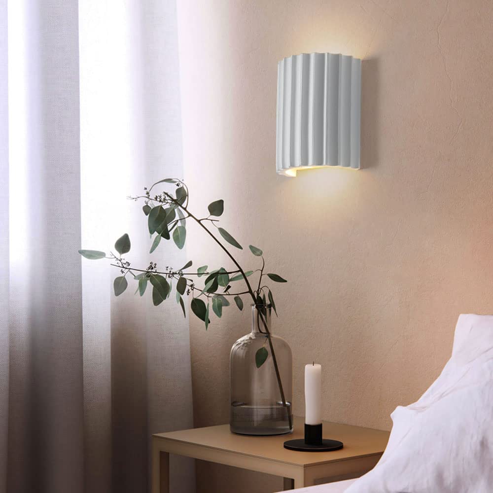 CurveLight - Elegant bueformet væglampe