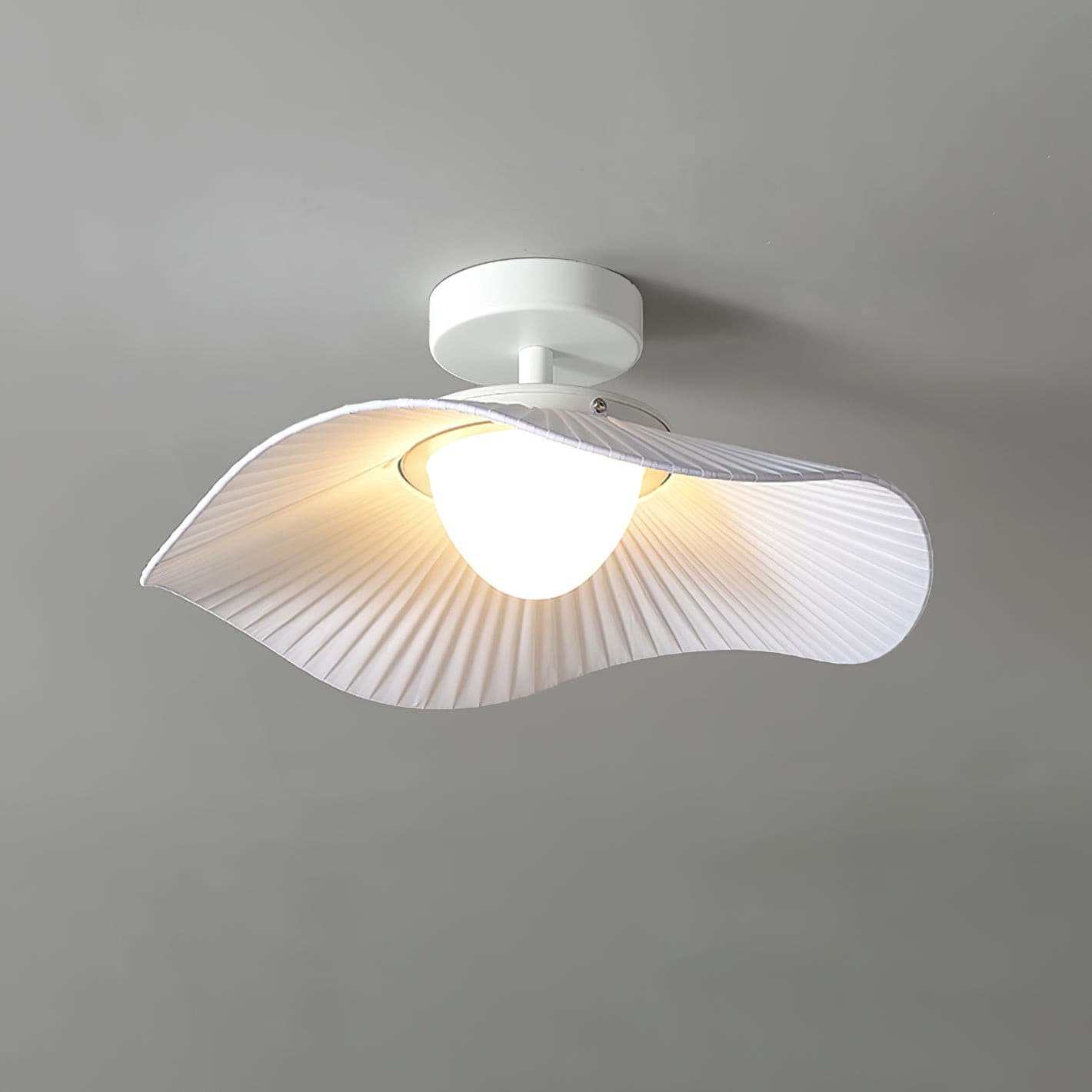 NuvolaLuxe - Ceiling Light with Cloud Accents and Intimate Lighting