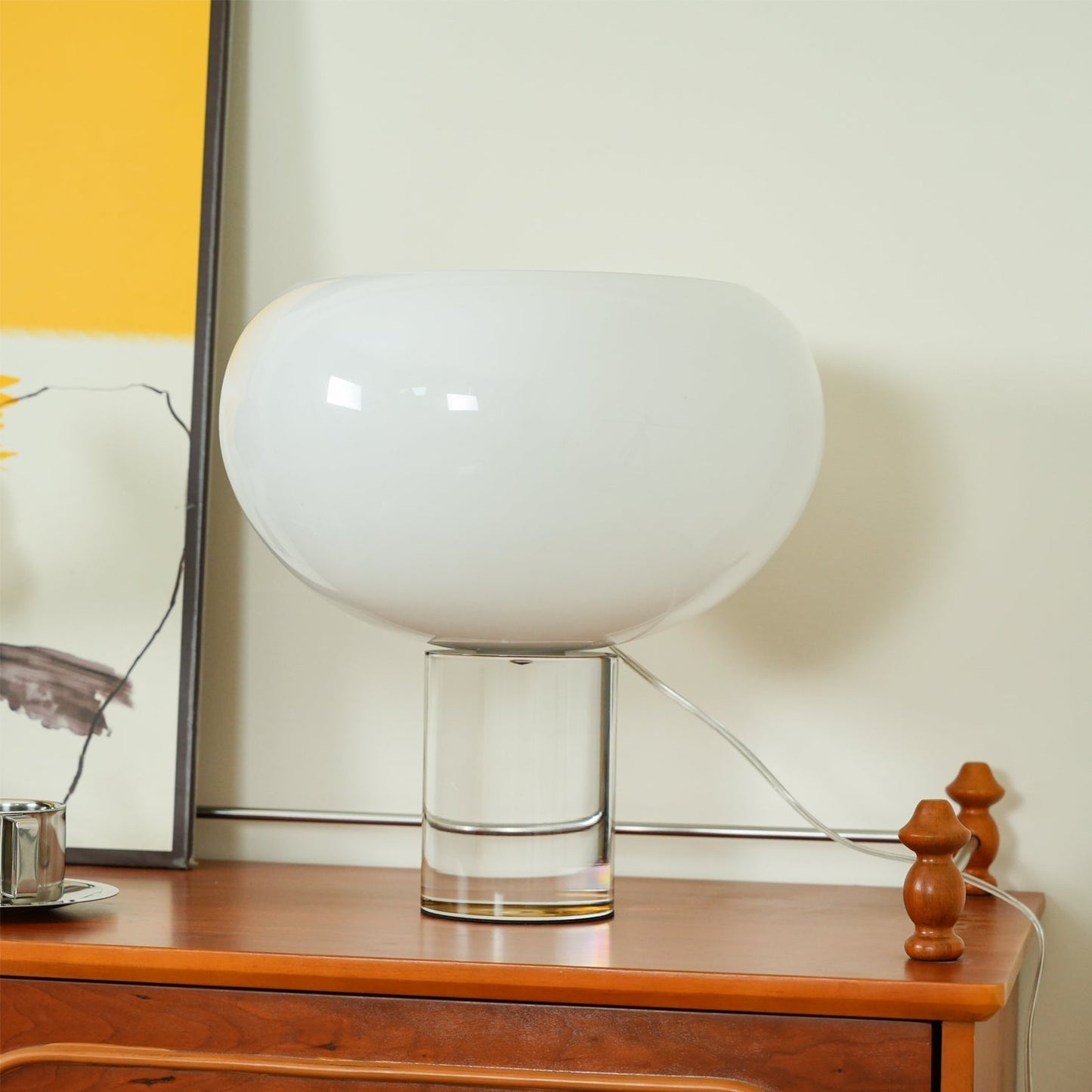 GlowBuds - Moderne bordlampe med rundt glasdesign