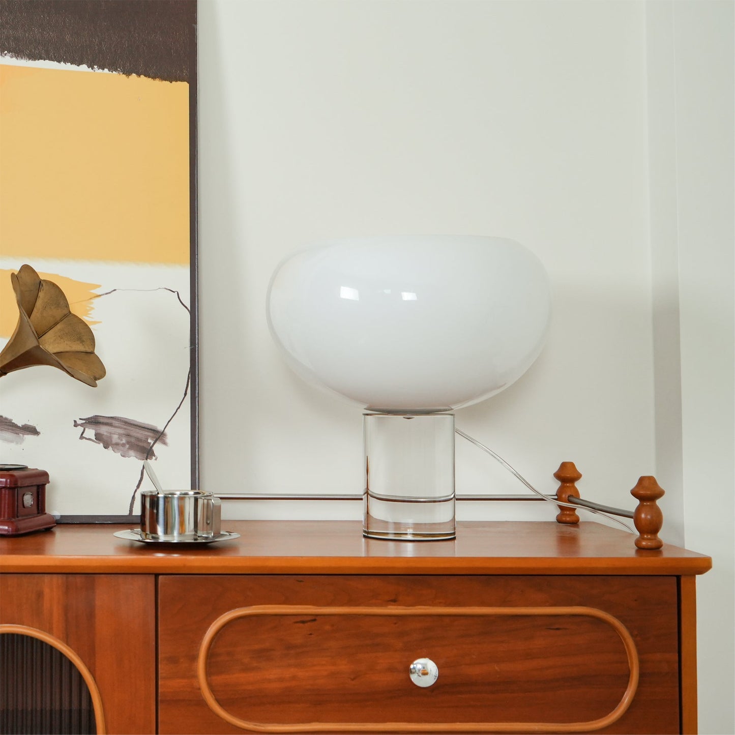 GlowBuds - Moderne bordlampe med rundt glasdesign