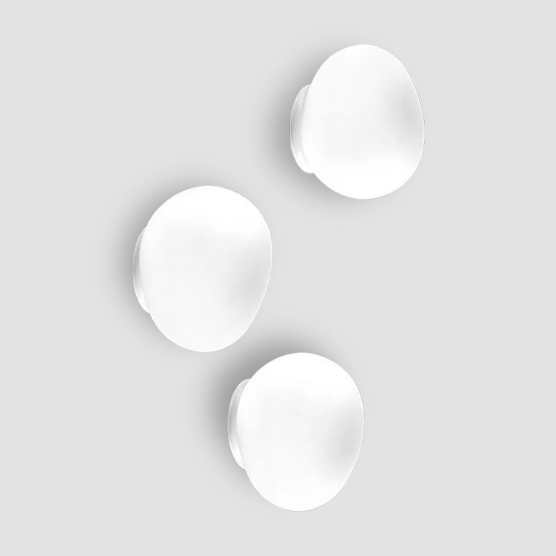 VivaLume - Elegant hvid loftslampe til moderne interiører