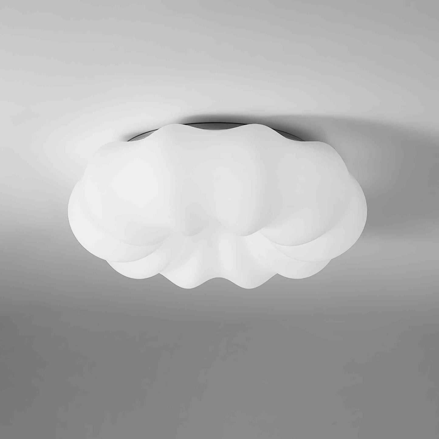 LuxeKumo - Ceiling Light with Subtle Japanese Design and Warm Light Distribution
