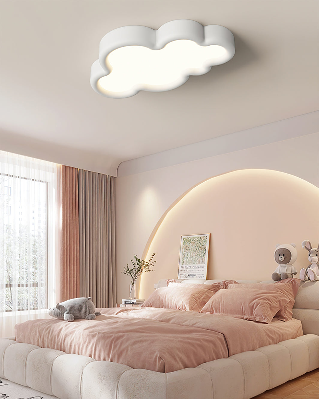 LuxeCrown - Ceiling Light with Queen Style and Subtle Lighting