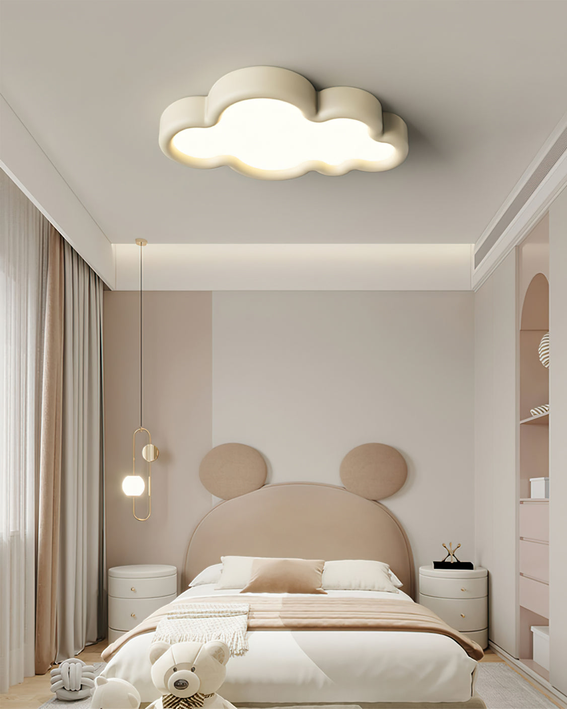 LuxeCrown - Ceiling Light with Queen Style and Subtle Lighting
