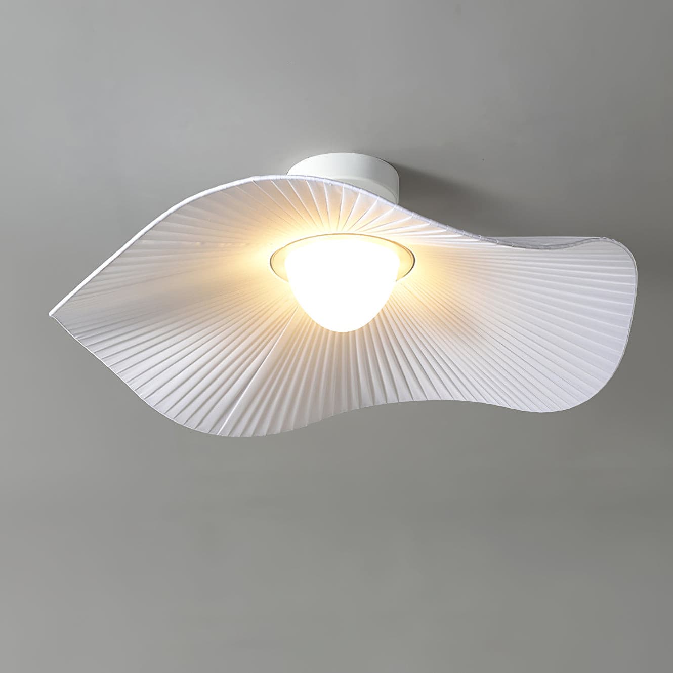 NuvolaLuxe - Ceiling Light with Cloud Accents and Intimate Lighting
