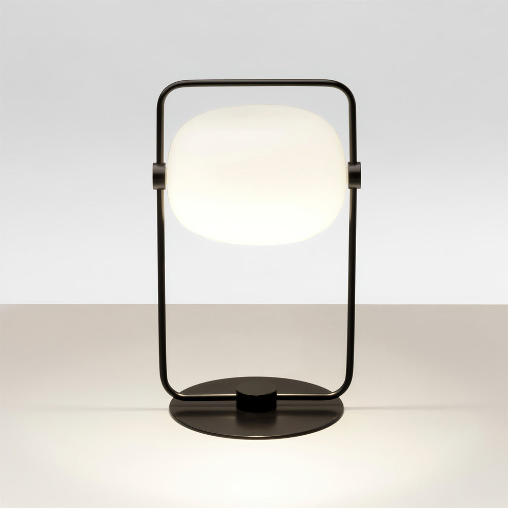 VividBeam – Lampe de table en verre au design élégant
