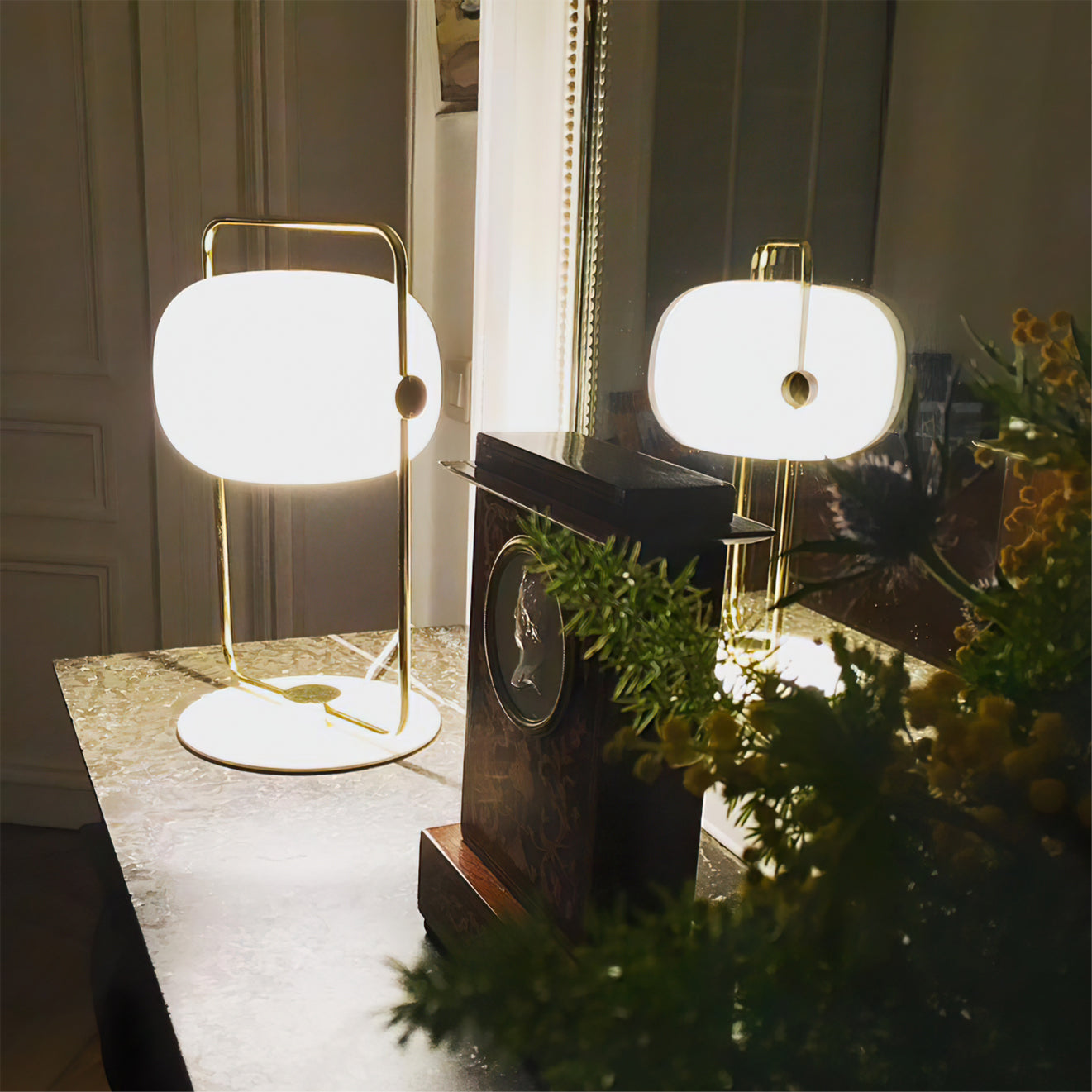 VividBeam – Lampe de table en verre au design élégant