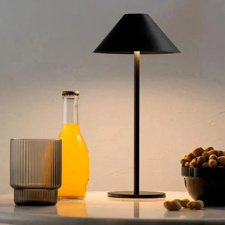 GlowSphere - Trådløs Vandtæt Lampe