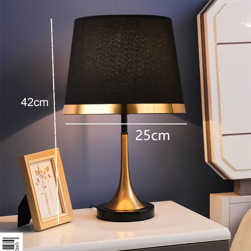 GiltShade - Retro Tafellamp in Goud en Zwart