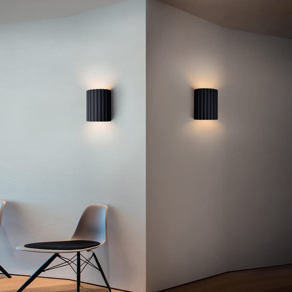 CurveLight - Elegant bueformet væglampe