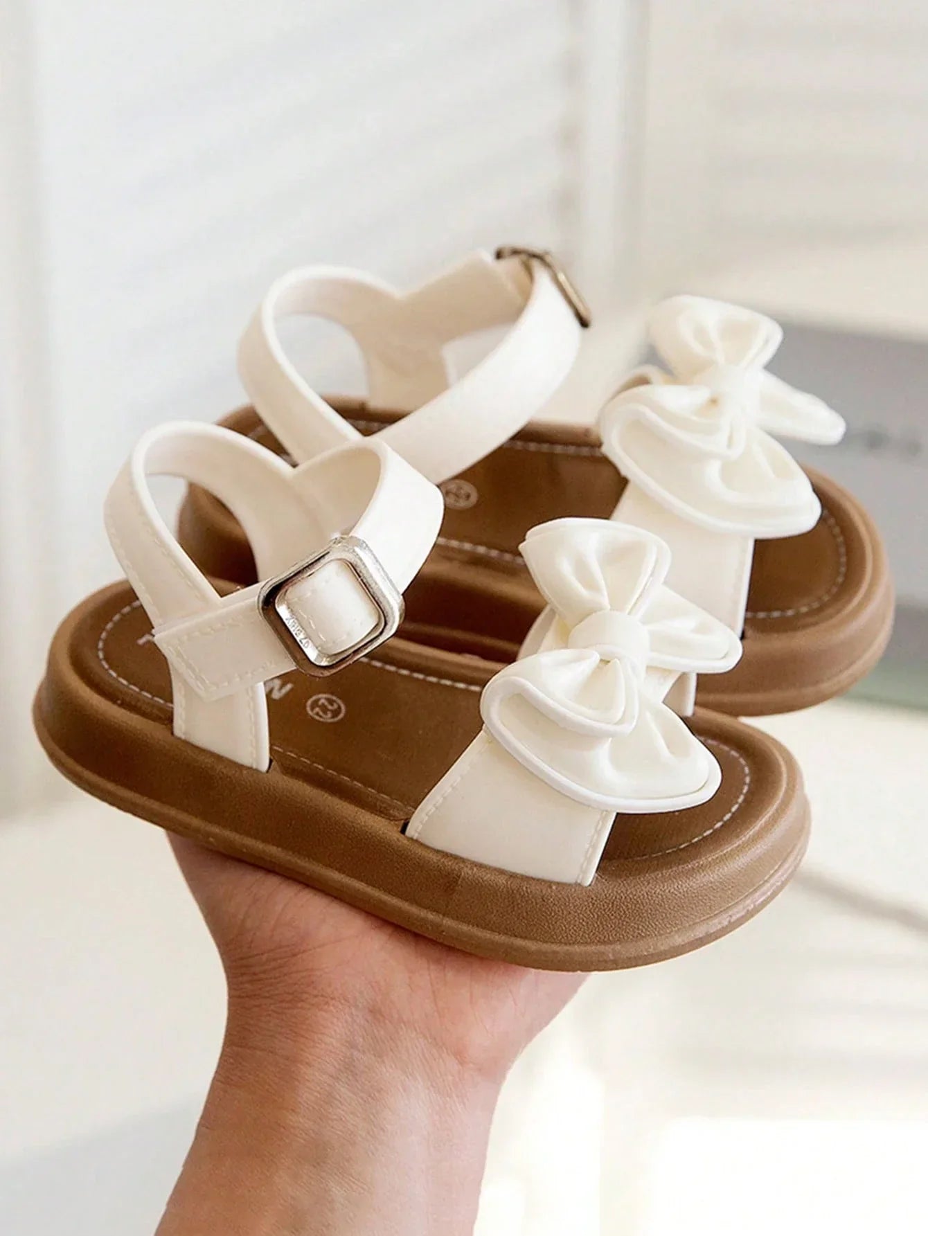 Sandales de princesse pour filles avec détail nœud