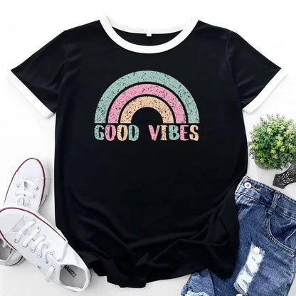 Valentina – T-shirt grande taille avec patchwork arc-en-ciel et manches courtes