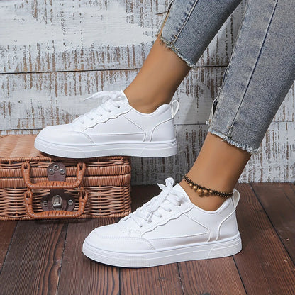 Baskets blanches pour femmes - confortables et élégantes