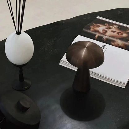Lampe de table portable moderne