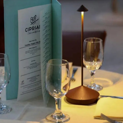 Lampe de table LED sans fil moderne et fine