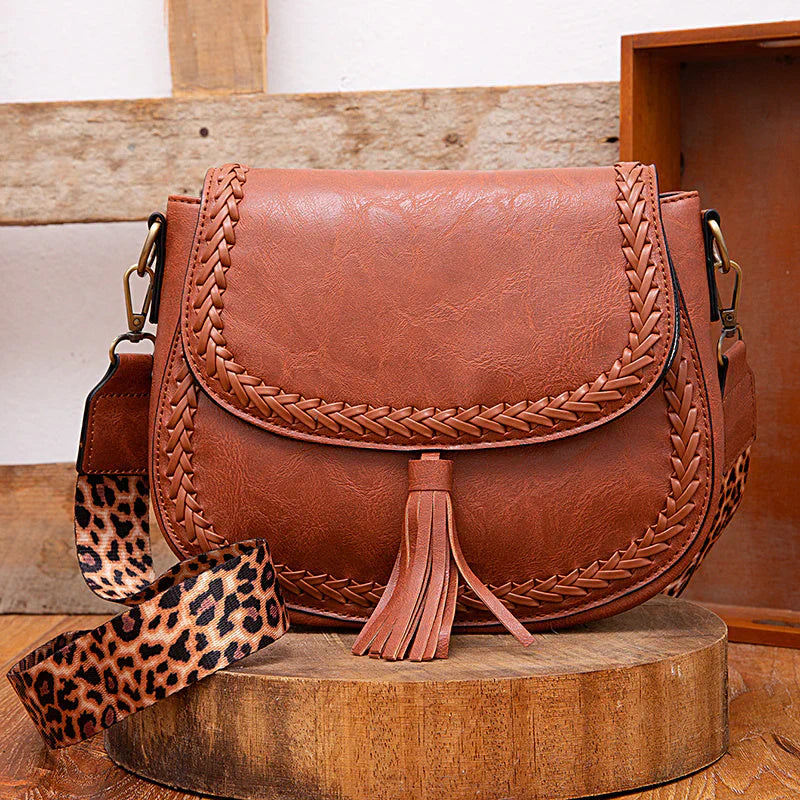 Remedios – Small Ladies' Shoulder Bag with Tassel Decoration