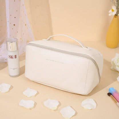 Trousse de beauté pour chaque voyage - spacieuse et élégante