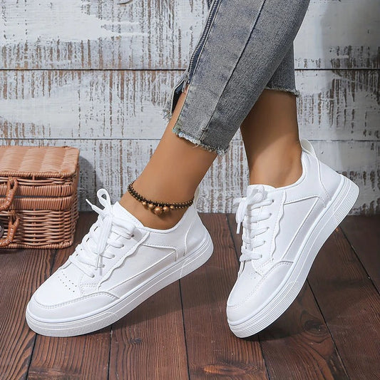 Baskets blanches pour femmes - confortables et élégantes