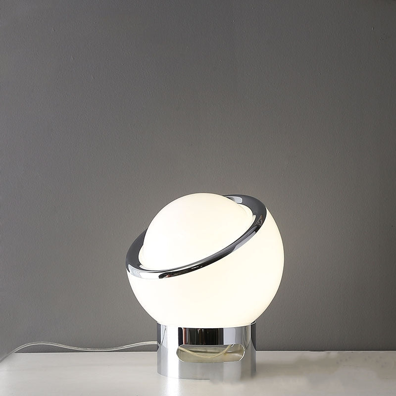 Lampe de table à abat-jour en verre unique