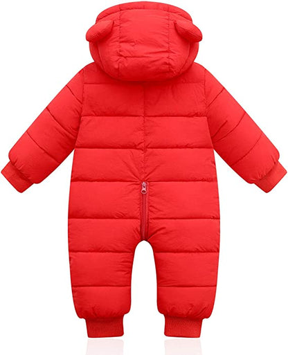 Warmer und gemütlicher Baby-Winterstrampler mit Ohren