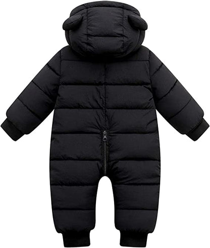 Warmer und gemütlicher Baby-Winterstrampler mit Ohren