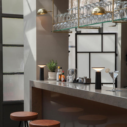 GlowBeam - Lampe de table LED moderne avec tête rotative