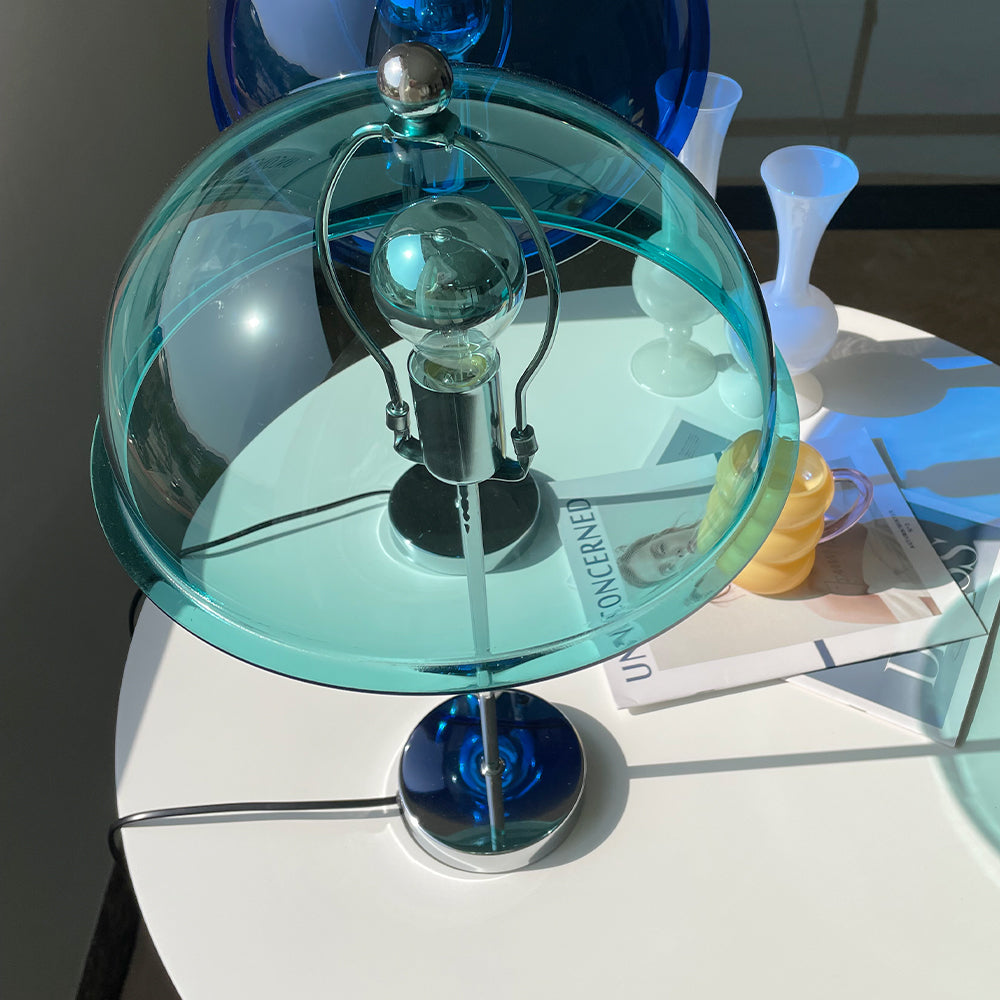 ClassicGlow - Sølv Metal og Akryl Bordlampe