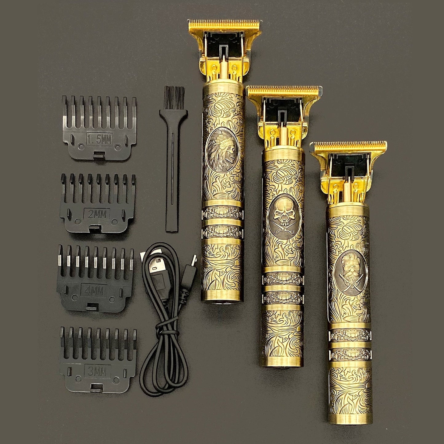 Tondeuse rechargeable pour cheveux et barbe avec accessoires / Variante similaire différente