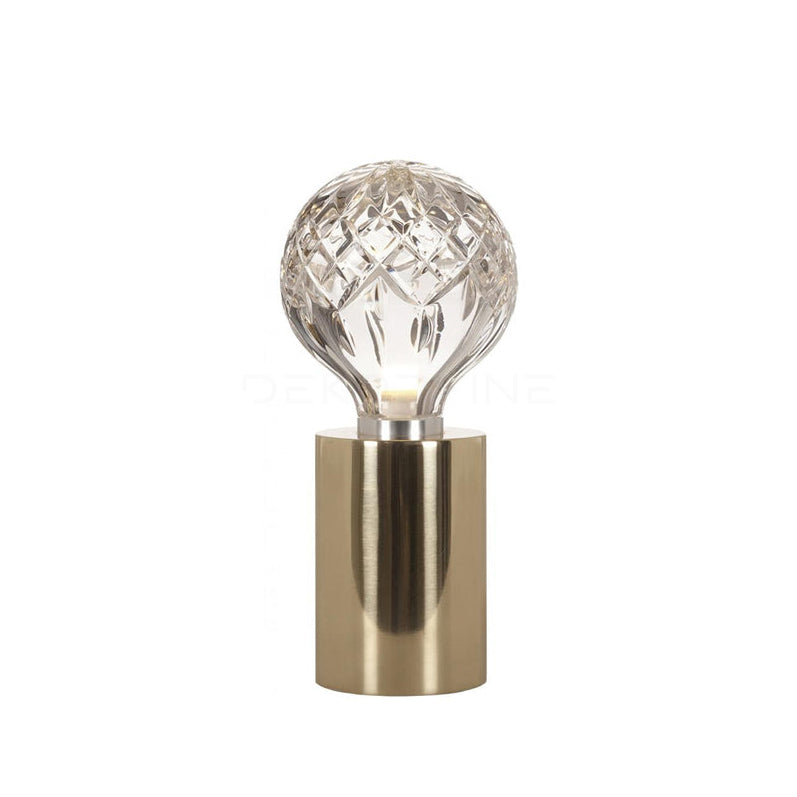 LuxeCrystal - Bordlampe med skinnende krystalkugle og varmt skær