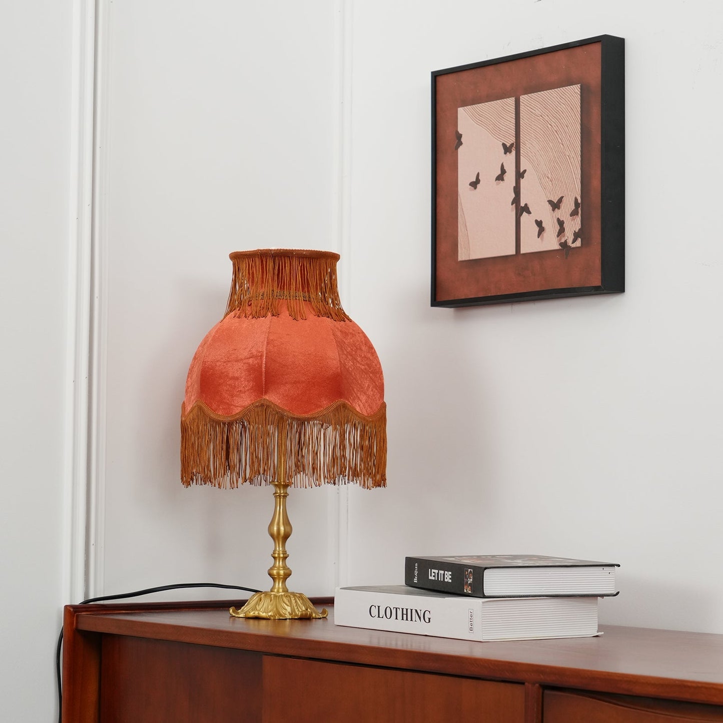ChicTassel - Moderne bordlampe i messing til en varm atmosfære