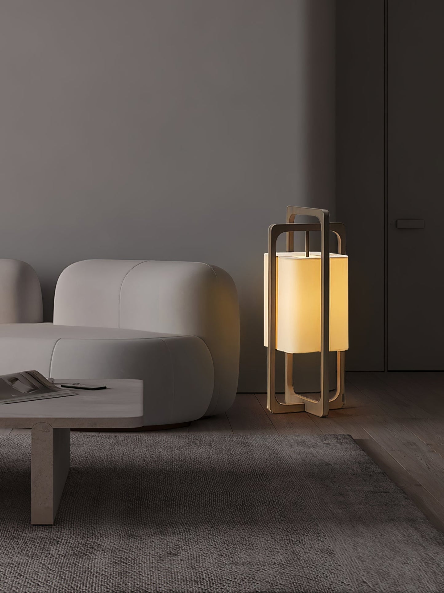 LihouLuxe - Bordlampe med subtil elegance og intim glød