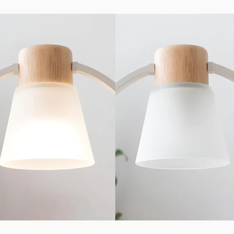 NovaLicht - Buet Træ LED Gulvlampe