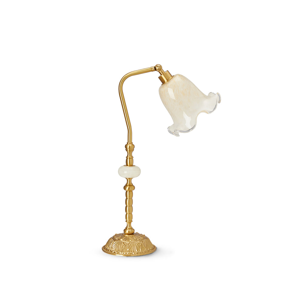 BrassFlora – Vintage bordlampe med blomsterformet skærm