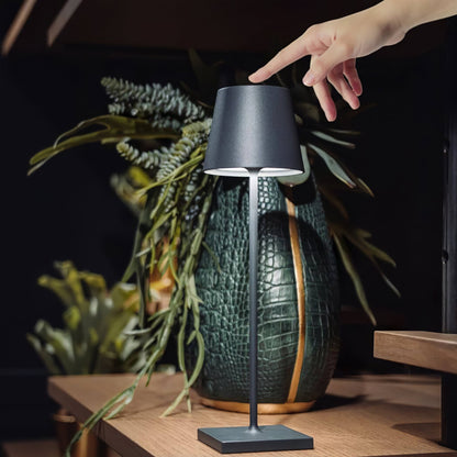 LumoPold - Rechargeable LED Table Lamp