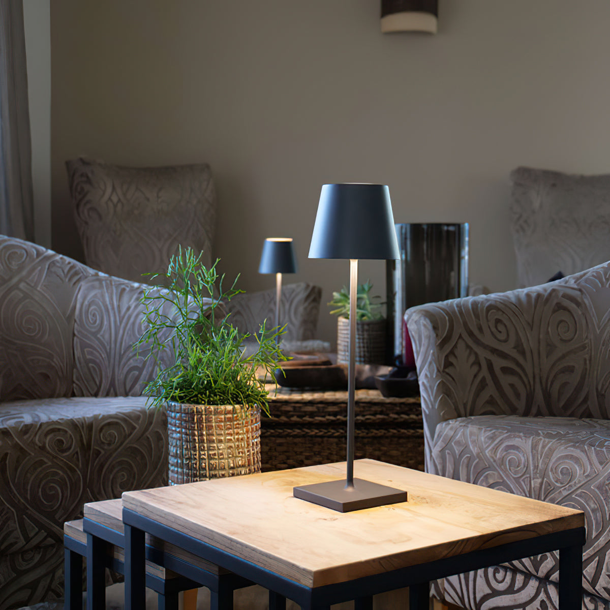 LumoPold - Rechargeable LED Table Lamp