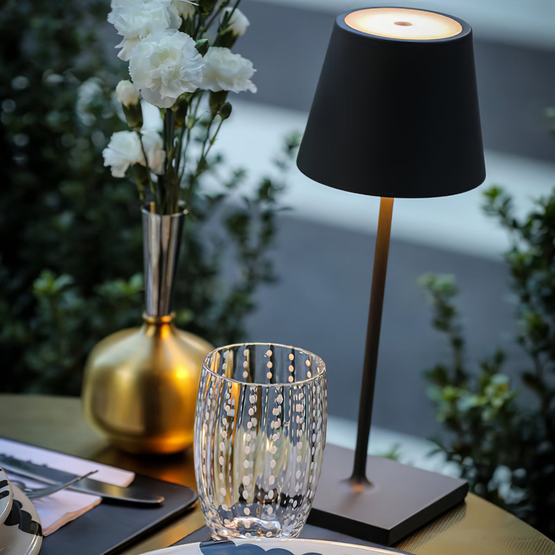 LumoPold - Rechargeable LED Table Lamp