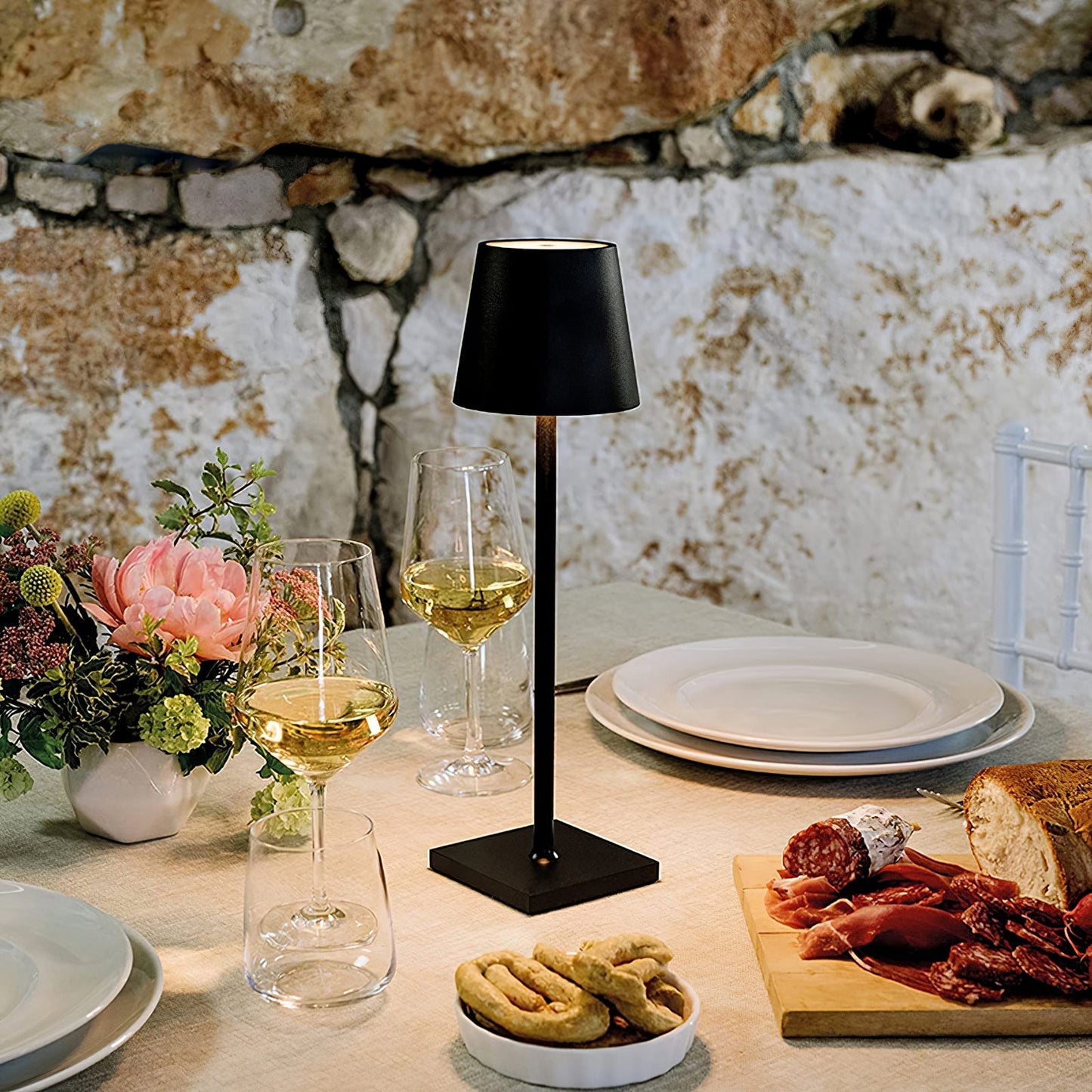 LumoPold - Rechargeable LED Table Lamp